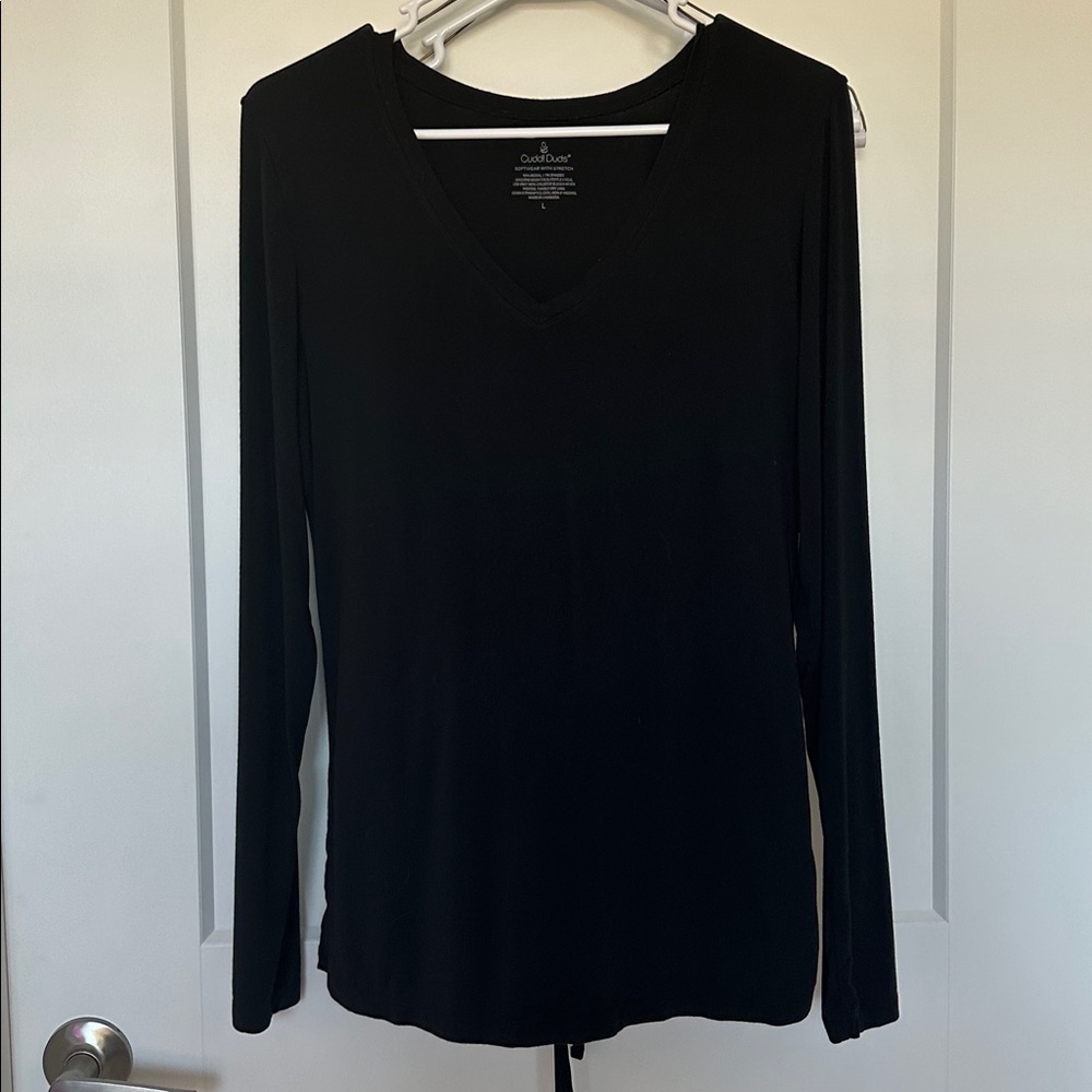 Cuddl Duds Black V-Neck Long Sleeve Top
